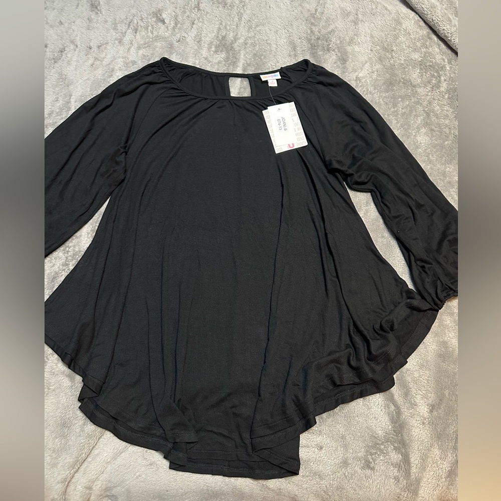 LuLaRoe Joann 3/4 Raglan Sleeve Top BNWT